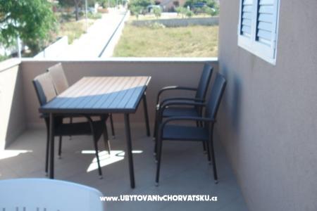 Appartementen Orešić foto 4
