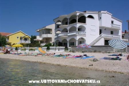 Villa MamaŠČ Barišić eiland Vir Kroatië