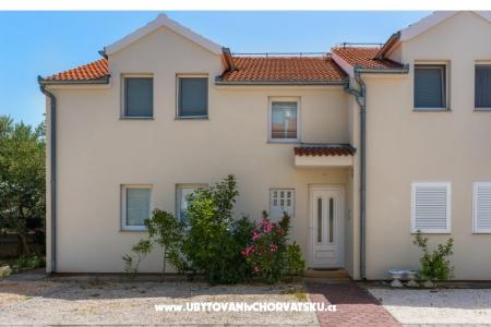 Appartementen Karla, Mara, Ana, Ivan   Vodice Kroatië