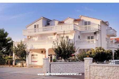 Appartementen Maleš Vodice Kroatië
