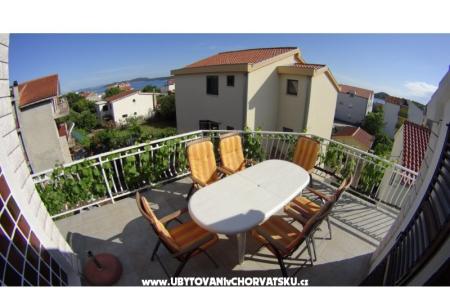 Appartementen Milka-Jure Srima-Vodice foto 4