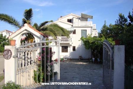 Antonela  Vodice Kroatië