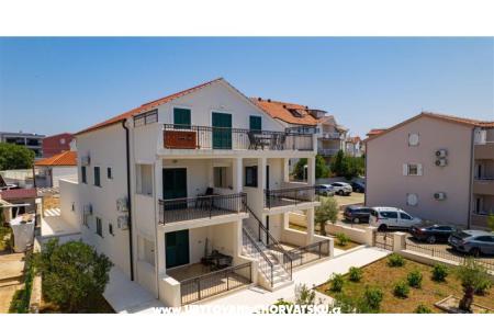 Vila Lucich  Vodice Kroatië