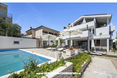 Vila s bazenom i jacuzzijima Vodice Kroatië