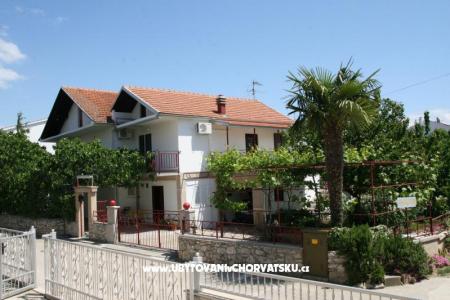 Villa Tanja *** Vodice Kroatië