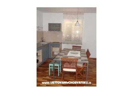 Appartement Ema foto 3