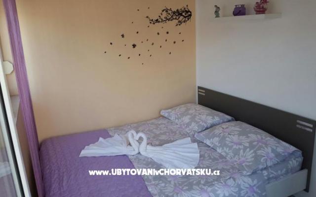 Appartement Dino – Accommodatie Baska Voda Kroatië