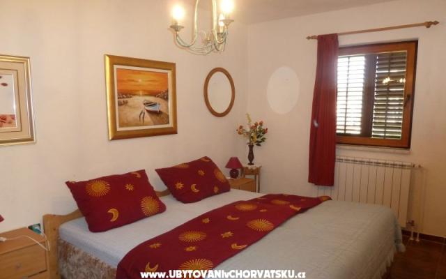 Appartement Petar i Agica Sabljak – Accommodatie Bibinje Kroatië