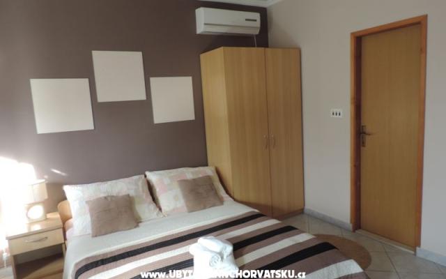 Villa Aurora – Accommodatie Bibinje Kroatië