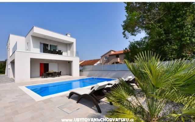 Crowonder Harbor willa u Polki – Accommodatie Bibinje Kroatië