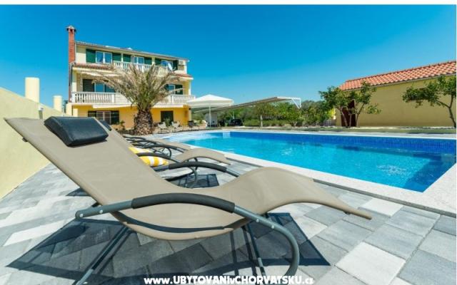 Crowonder Sun – Accommodatie Bibinje Kroatië