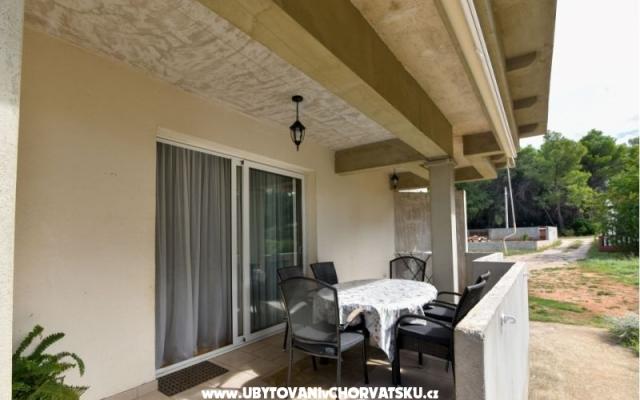 Vakantiehuis Paula – Accommodatie Bibinje Kroatië