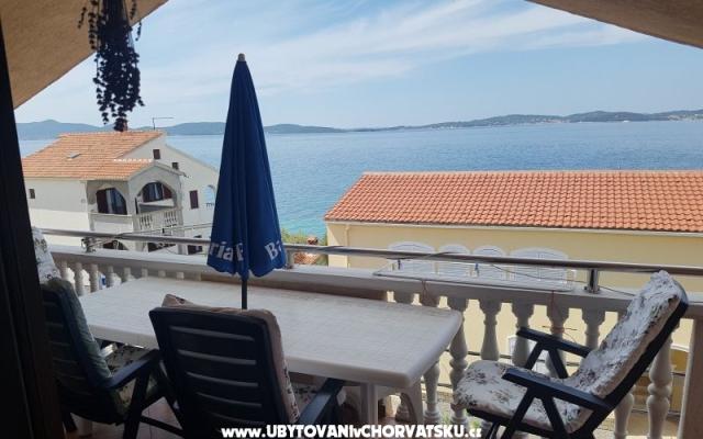 Villa Ivan – Accommodatie Bibinje Kroatië