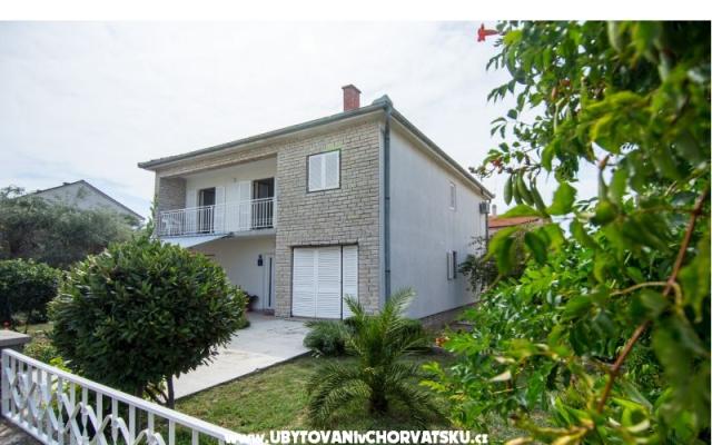 Appartement Janina – Accommodatie Biograd Kroatië
