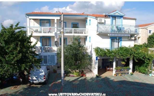 Appartementen Došen – Accommodatie Biograd Kroatië