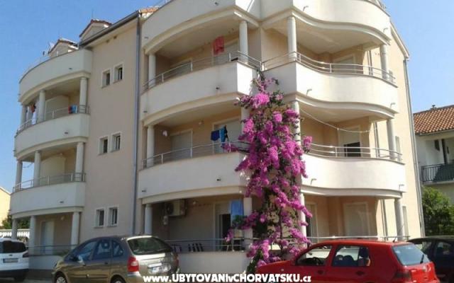 Villa Angie – Accommodatie Biograd Kroatië