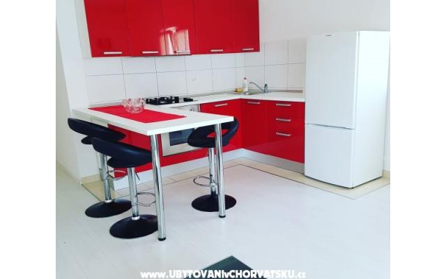 Appartement OZANA – Accommodatie Blace Kroatië