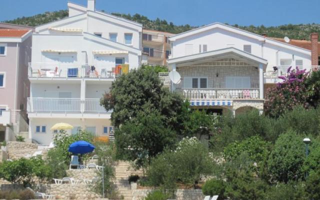 Appartementen Mediteraneo – Accommodatie Blace Kroatië