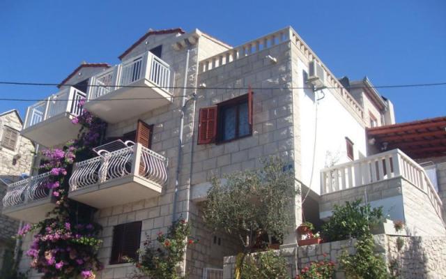 Appartementts JUJE – Accommodatie eiland Brac Kroatië