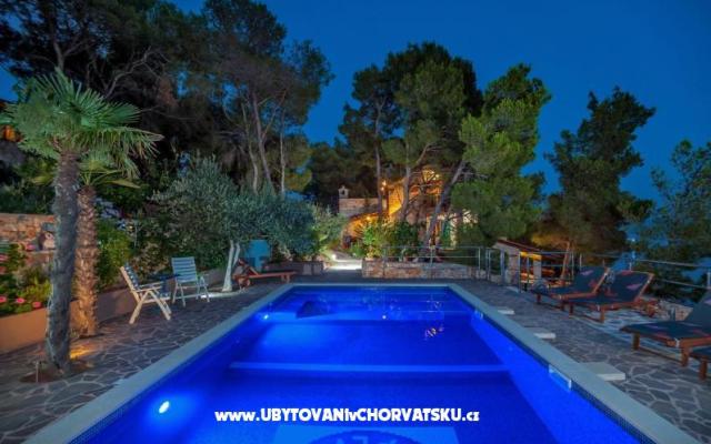 Villa Mamako – Accommodatie eiland Brac Kroatië