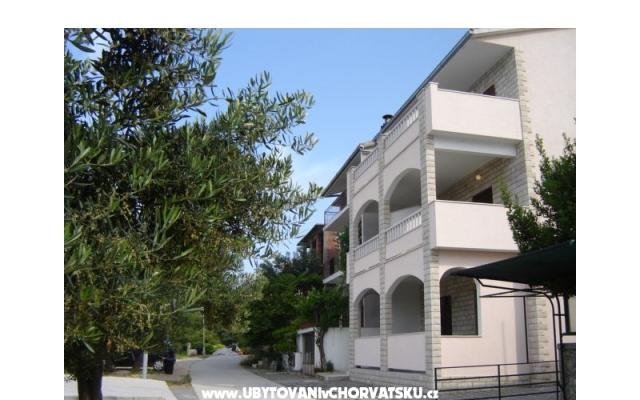 Appartementen Belvedere – Accommodatie Brela Kroatië