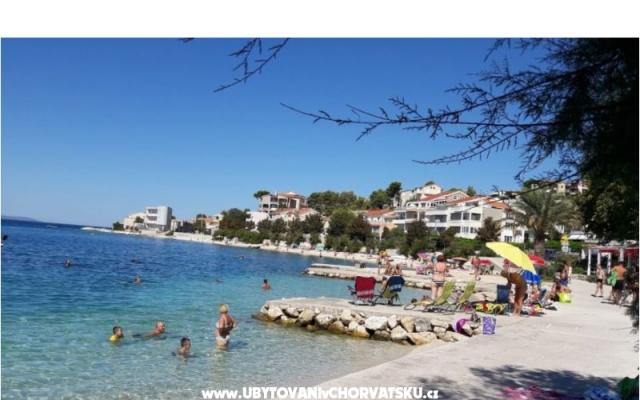 Appartement Dragun  :-) – Accommodatie Dugi Rat Kroatië