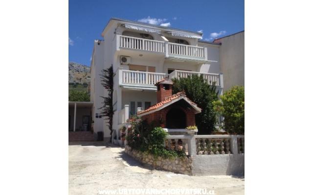 Appartementen Boško – Accommodatie Dugi Rat Kroatië