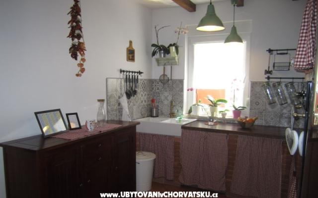 Appartement Flora – Accommodatie Fazana Kroatië