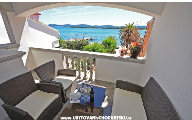 Appartementen Božo i Slavica – Accommodatie Sv. Filip i Jakov Kroatië