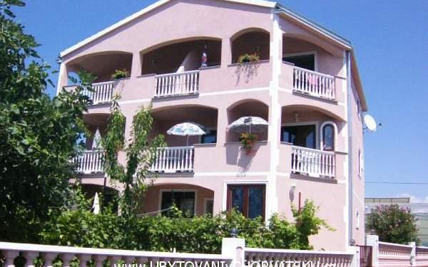Appartementen ROTA – Accommodatie Sv. Filip i Jakov Kroatië