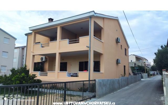Appartementen Julia – Accommodatie Sv. Filip i Jakov Kroatië