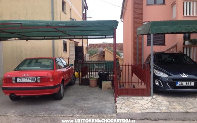 Huis Kićo – Accommodatie Sv. Filip i Jakov Kroatië