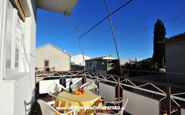 Appartement Javorska – Accommodatie Kastela Kroatië