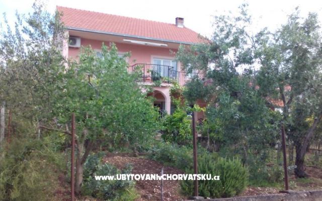 Appartement Laura 10 – Accommodatie Kastela Kroatië