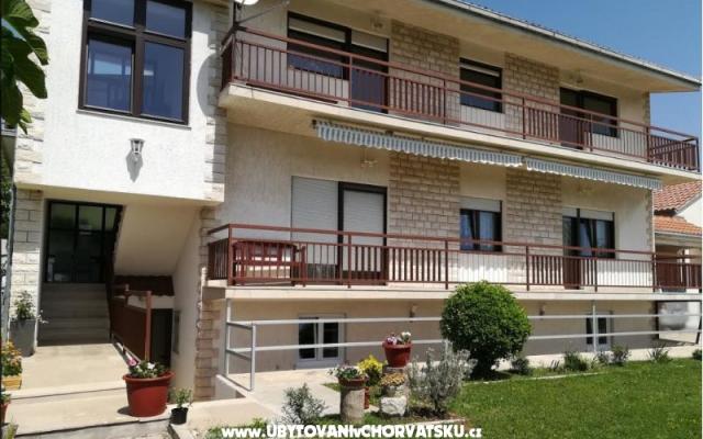 Appartement Moro – Accommodatie Kastela Kroatië