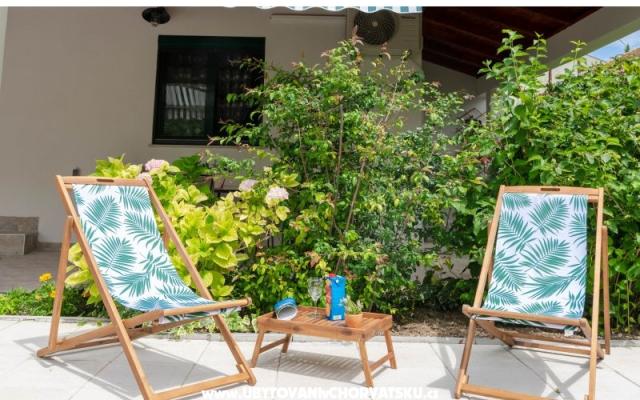 Flower Appartement – Accommodatie Kastela Kroatië