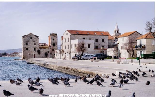 Stenen huis – Accommodatie Kastela Kroatië