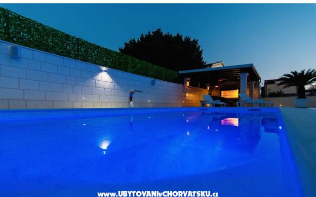 Villa Aurora Kastela – Accommodatie Kastela Kroatië