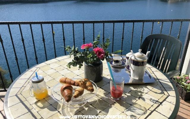 Regina - Maris – Accommodatie Klek Kroatië