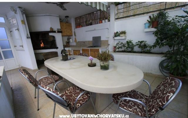 Appartement Dorin – Accommodatie Makarska Kroatië