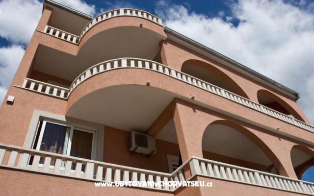 Villa L&amp;L – Accommodatie Makarska Kroatië