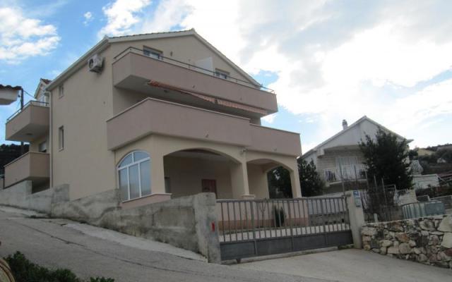 Appartementen Mladen Majić – Accommodatie Marina - Trogir Kroatië