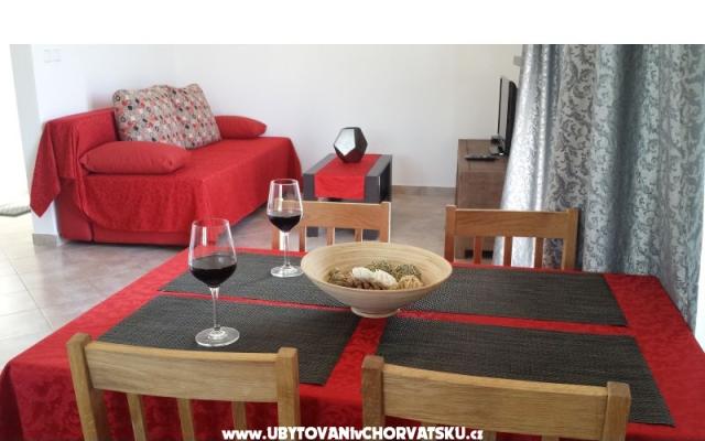 Appartementen Sevid Nikša i Lucija – Accommodatie Marina - Trogir Kroatië