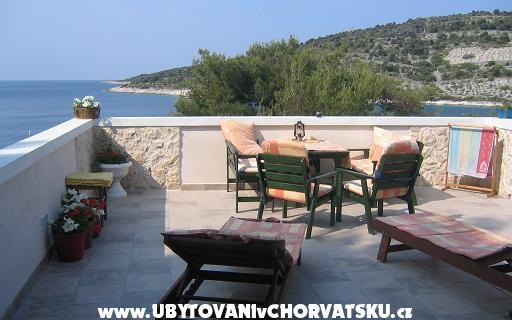 Casa Komenda – Accommodatie Marina - Trogir Kroatië