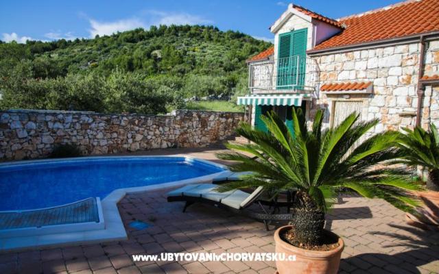 Vakantiehuis Niva – Accommodatie Marina - Trogir Kroatië