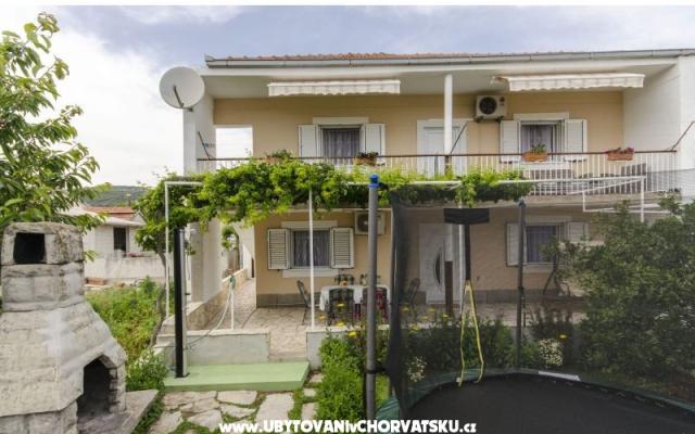 Vakantiehuis Marin – Accommodatie Marina - Trogir Kroatië