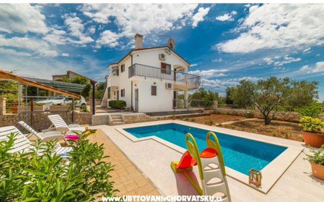 Appartementen Vila Nena met zwembad – Accommodatie Marina - Trogir Kroatië