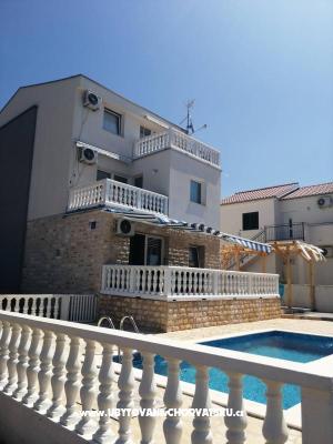 Vakantiehuis Postonjski – Accommodatie Maslenica Kroatië