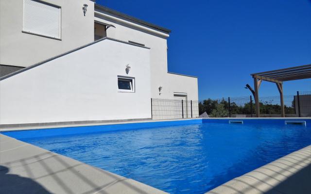 Vakantiehuis ROKO – Accommodatie Maslenica Kroatië