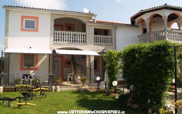 Appartement ANA-ANJA – Accommodatie Medulin Kroatië